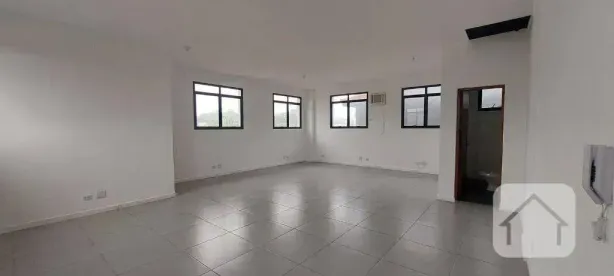Sala Comercial para alugar, 61m² no Jardim da Glória, Cotia
