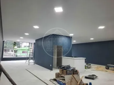 Prédio Comercial para alugar, 250m² no Jardim Belcito, São Paulo