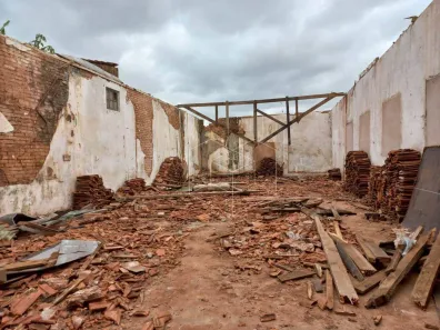 Lote/Terreno à venda, 1000m² no Centro, Dois Córregos