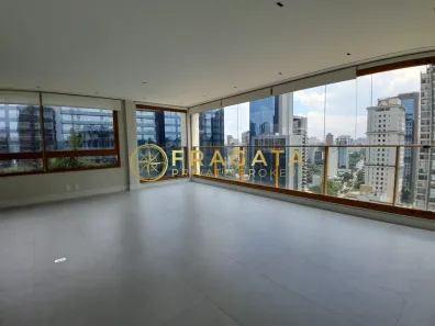 Apartamento com 3 Quartos para alugar, 147m² no Itaim Bibi, São Paulo
