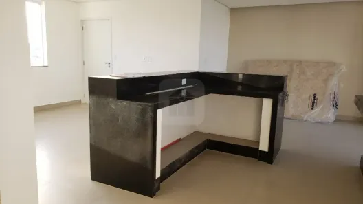 Apartamento com 3 Quartos à venda, 135m² no Tubalina, Uberlândia