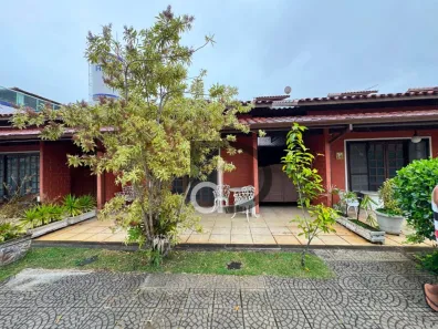 Casa de Condomínio com 3 Quartos à venda, 180m² no Indaiá, Bertioga