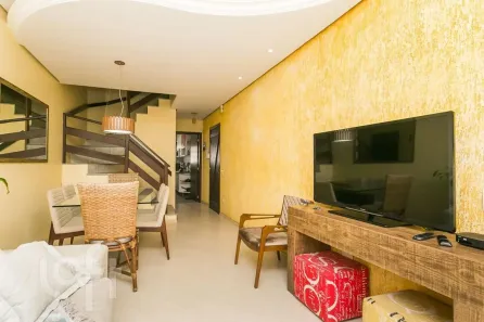 Casa com 3 Quartos à venda, 200m² no Cavalhada, Porto Alegre