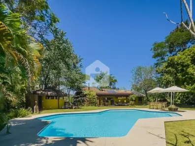 Casa com 5 Quartos à venda, 350m² no Itaipava, Petrópolis