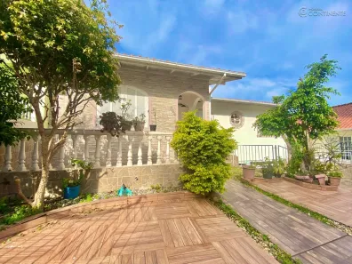 Casa com 4 Quartos à venda, 223m² no Capoeiras, Florianópolis