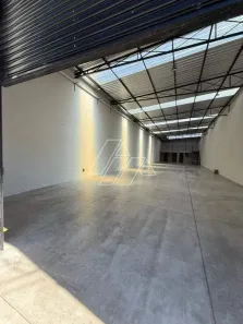 Galpão/Depósito/Armazém para alugar, 300m² no Alto Cafezal, Marília
