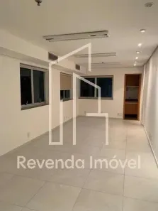 Sala Comercial à venda, 31m² no Cerqueira César, São Paulo