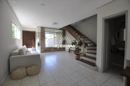 Casa com 3 Quartos à venda, 153m² no Lagoa da Conceição, Florianópolis