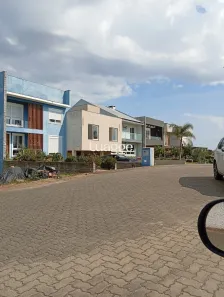 Casa de Condomínio com 3 Quartos para alugar, 200m² no Hípica, Porto Alegre