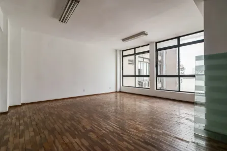 Ponto Comercial para alugar, 34m² no Liberdade, São Paulo