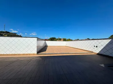Casa com 3 Quartos para alugar, 140m² no Tirol (Barreiro), Belo Horizonte