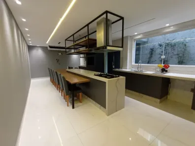 Sobrado com 3 Quartos para alugar, 110m² no Canto do Forte, Praia Grande