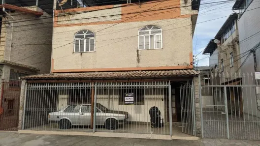 Casa com 2 Quartos para alugar, 79m² no Mariano Procópio, Juiz de Fora