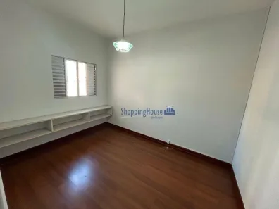 Sobrado com 2 Quartos para alugar, 135m² no Vila Ipojuca, São Paulo