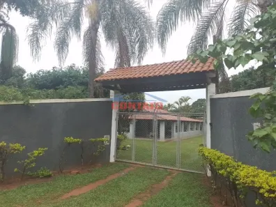 Fazenda/Sítio com 3 Quartos para alugar, 240m² no Vale Santa Felicidade, São Carlos