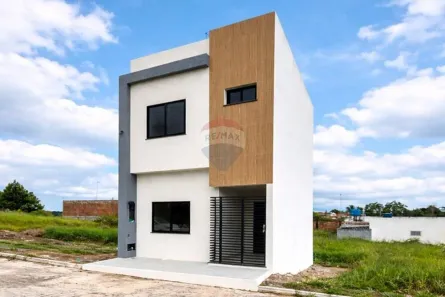 Casa com 2 Quartos à venda, 70m² no Santa Terezinha, Santo Antônio de Jesus
