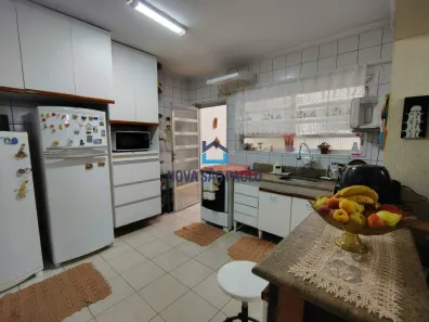 Casa com 3 Quartos à venda, 156m² no Vila Fachini, São Paulo