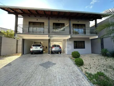 Casa com 3 Quartos à venda, 382m² no Bela Vista, Gaspar