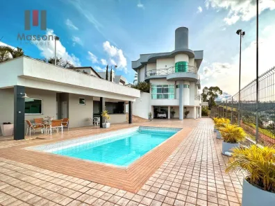Casa de Condomínio com 6 Quartos à venda, 484m² no São Pedro, Juiz de Fora