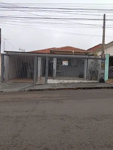 Casa com 3 Quartos à venda, 230m² no Centro, Botucatu