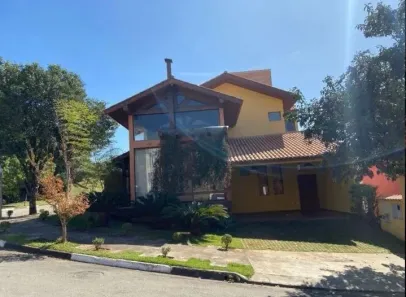 Casa de Condomínio com 3 Quartos para alugar, 288m² no Itapeva, Votorantim