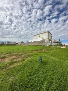 Lote/Terreno à venda, 300m² no Jardins Bolonha, Senador Canedo