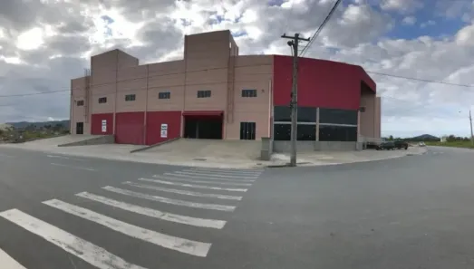 Galpão/Depósito/Armazém para alugar, 2500m² no Pachecos, Palhoça