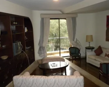 Apartamento com 2 Quartos para alugar, 130m² no Jardim Paulista, São Paulo