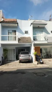 Casa de Condomínio com 3 Quartos para alugar, 150m² no Vargem Pequena, Rio de Janeiro