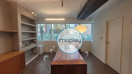 Sala Comercial à venda, 61m² no Vila Olímpia, São Paulo