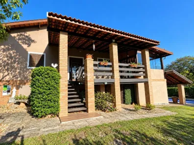 Fazenda/Sítio com 5 Quartos à venda, 360m² no Pinheiro, Valinhos