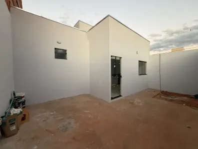 Casa com 2 Quartos à venda, 50m² no Residencial Terra Jardim, Montes Claros