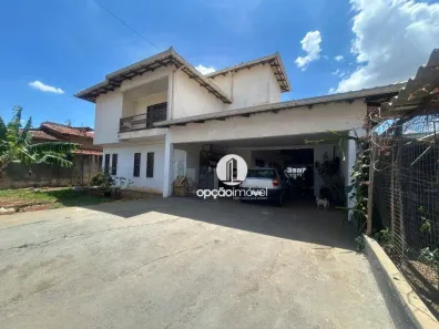 Sobrado com 4 Quartos à venda, 320m² no Loteamento Residencial Victor Braga, Anápolis