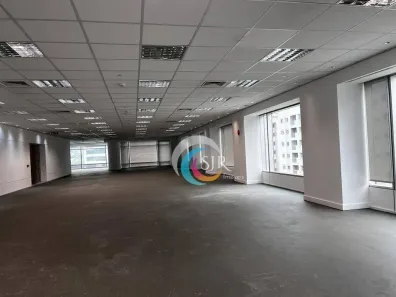 Sala Comercial para alugar, 584m² no Vila Olímpia, São Paulo
