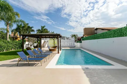 Casa com 5 Quartos para alugar, 650m² no Jurerê Internacional, Florianópolis