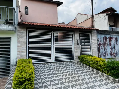Casa com 3 Quartos à venda, 205m² no Serpa, Caieiras