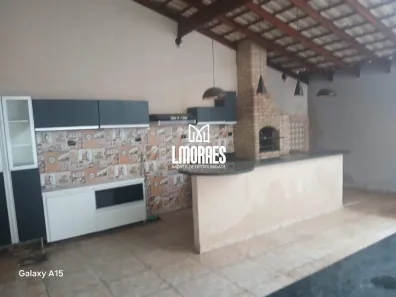 Casa de Condomínio com 3 Quartos à venda, 150m² no Aclimação, Uberlândia