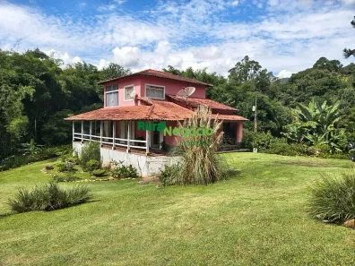 Fazenda/Sítio com 6 Quartos à venda, 10000m² no Centro, Itajubá