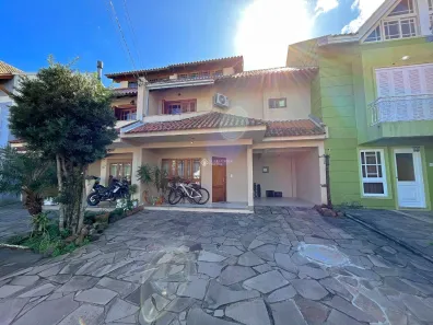 Casa de Condomínio com 3 Quartos à venda, 303m² no Cavalhada, Porto Alegre