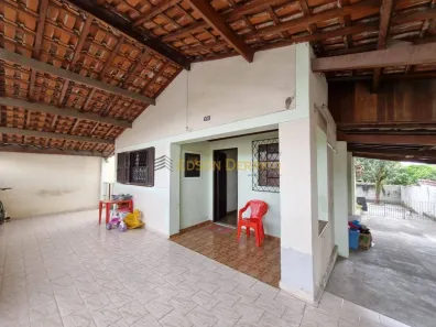Casa com 3 Quartos à venda, 315m² no Parque São Domingos, Pindamonhangaba