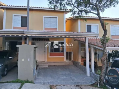 Casa de Condomínio com 2 Quartos para alugar, 80m² no Granja Viana, Cotia
