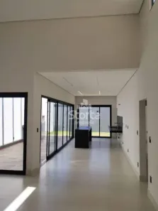Casa com 3 Quartos à venda, 170m² no Novo Mundo, Uberlândia