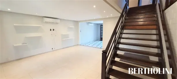 Casa de Condomínio com 5 Quartos à venda, 280m² no Jardim Brasília, Resende