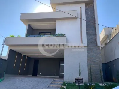 Casa de Condomínio com 3 Quartos à venda, 228m² no Jardins Capri, Senador Canedo