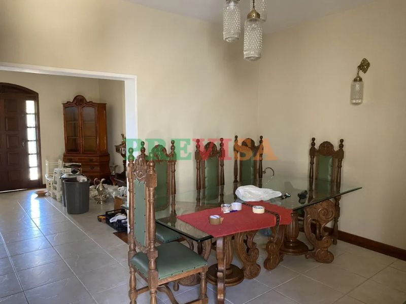 Casa com 4 quartos — Cidade Nova, Belo Horizonte