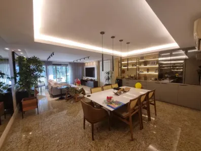 Apartamento com 4 Quartos à venda, 300m² no Icaraí, Niterói