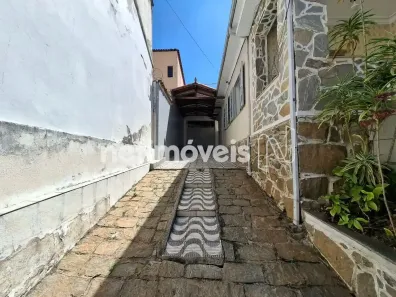 Casa com 5 Quartos à venda, 338m² no Floresta, Belo Horizonte