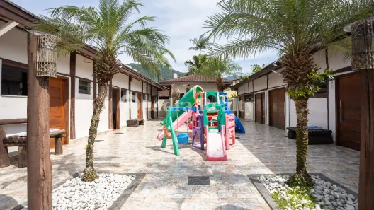 Imóvel Comercial com 11 Quartos à venda, 750m² no Umuarama, Ubatuba