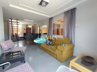Casa com 5 Quartos à venda, 200m² no Nova Cidade, Macaé