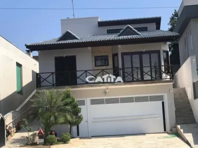 Sobrado com 4 Quartos à venda, 330m² no Parque Residencial Itapeti, Mogi das Cruzes
